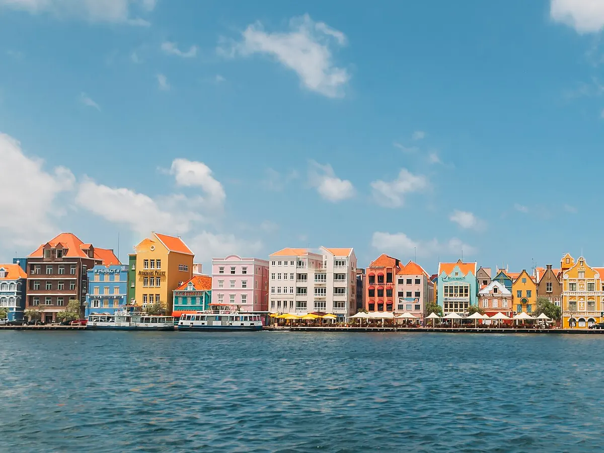 Handelskade waterfront, Willemstad, Curaçao